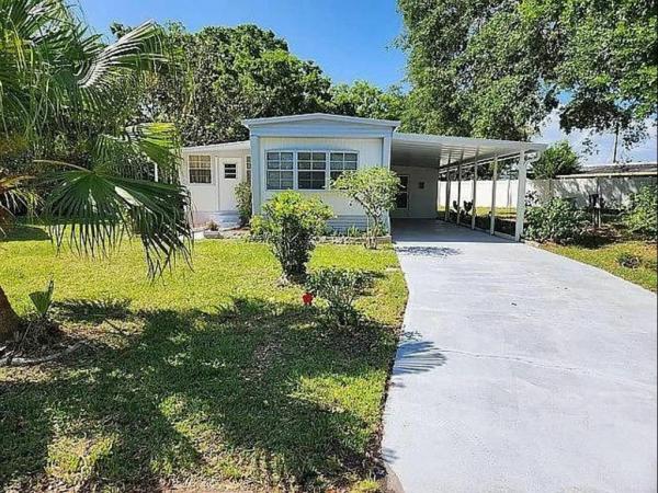1975 OAKM Mobile Home For Sale