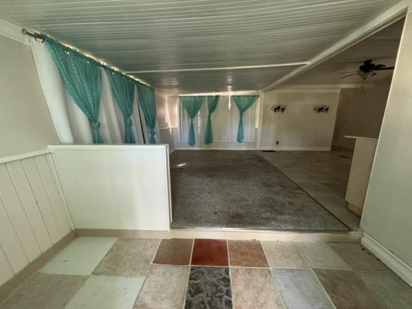 1975 OAKM Mobile Home For Sale