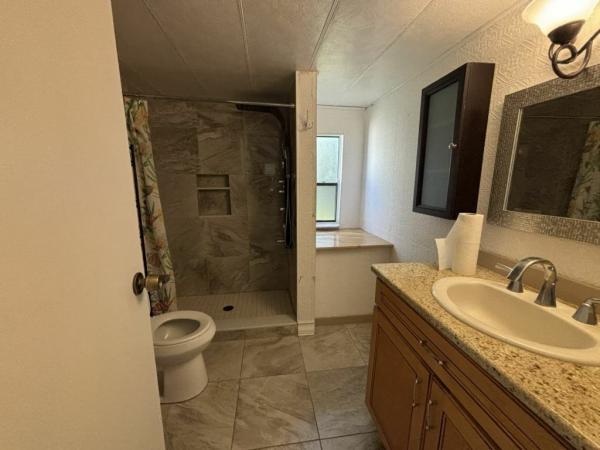1975 OAKM Mobile Home For Sale