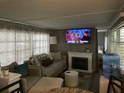 Photo 4 of 18 of home located at 2346 Druid Rd #914 Clearwater, FL 33764