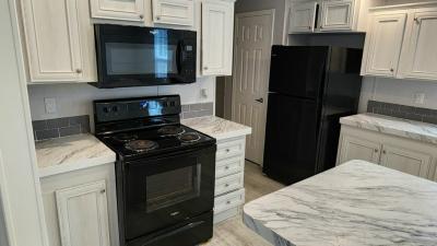 Photo 3 of 19 of home located at 6539 Townsend Rd, #6 Jacksonville, FL 32244
