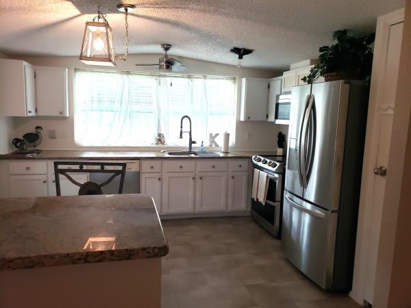 1988 Homes of Merit Mobile Home For Sale