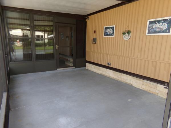 1988 Homes of Merit Mobile Home For Sale