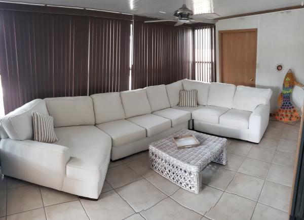 1988 Homes of Merit Mobile Home For Sale