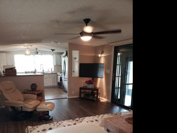1988 Homes of Merit Mobile Home For Sale