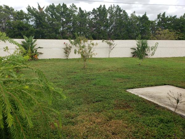 1988 Homes of Merit Mobile Home For Sale