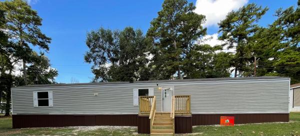 Photo 1 of 2 of home located at 410 Kay Terrace Huntsville, TX 77340
