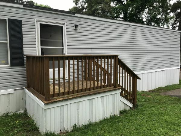 Photo 1 of 2 of home located at 404 Kay Terrace Huntsville, TX 77340