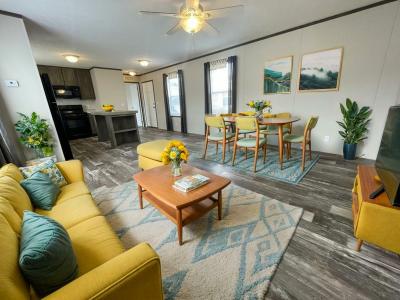 Mobile Home at 38039 Pardo #412 Clinton Township, MI 48038