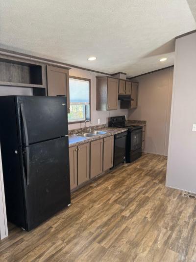 Mobile Home at 10 Jay Bird Cr Greensburg, Pa 15601 Greensburg, PA 15601