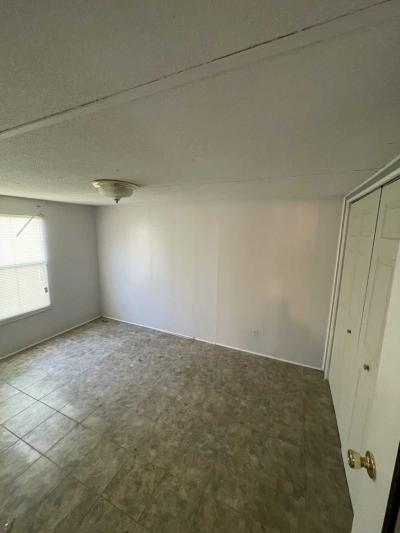 Photo 2 of 6 of home located at 104 Arapaho Drive Belleville, IL 62220