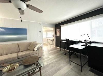 Photo 3 of 22 of home located at 7400 46th Ave N Lot 317 Saint Petersburg, FL 33709