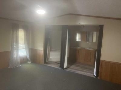 Photo 4 of 8 of home located at 1 Arapaho Drive Belleville, IL 62220