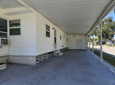 Photo 4 of 29 of home located at 9925 Ulmerton Rd., #404 Largo, FL 33771
