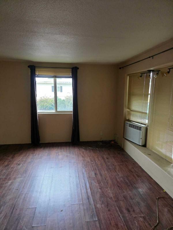 1972 Sunnybrook RV INC Mobile Home For Sale