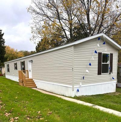 Mobile Home at 1 Thorn Locust Lane, #41 London, OH 43140