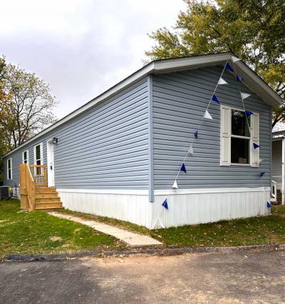 Mobile Home at 1 Thorn Locust Lane, #183 London, OH 43140