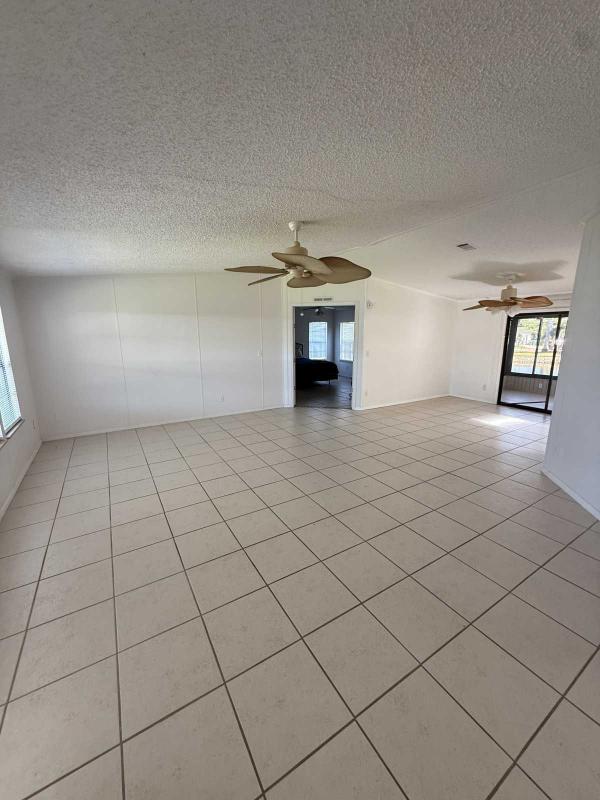 1989 Glen Manufactured Home