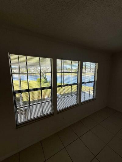 Photo 4 of 23 of home located at 701 Aqui Esta Dr Lot 268 Punta Gorda, FL 33950