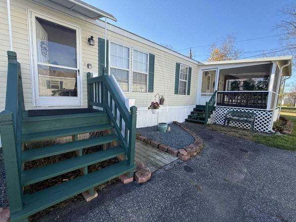 1994 Manufactured Home