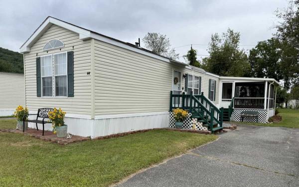 1994 Manufactured Home