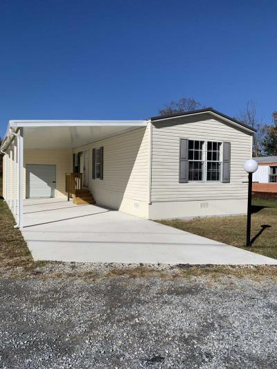 Mobile Home at 131 Riverbank Run Hampton, TN 37658