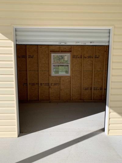 Photo 4 of 18 of home located at 131 Riverbank Run Hampton, TN 37658
