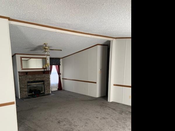 1994 Henderson Bradford Mobile Home