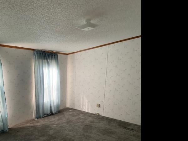 1994 Henderson Bradford Mobile Home