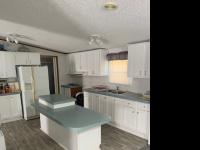 1994 Henderson Bradford Mobile Home