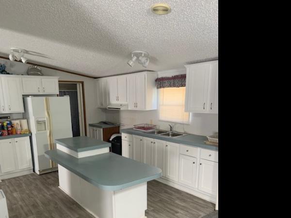 1994 Henderson Bradford Mobile Home