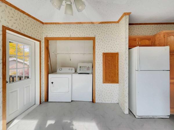 1996 Skyline B207-CT Manufactured Home
