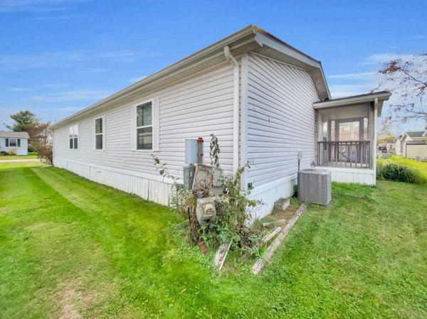 1996 Skyline B207-CT Manufactured Home