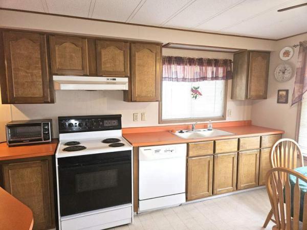 1976 Marlette Manufactured Home