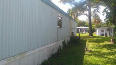 Photo 2 of 26 of home located at 106 Spring Brook Road Lot #S106 Leesburg, FL 34748