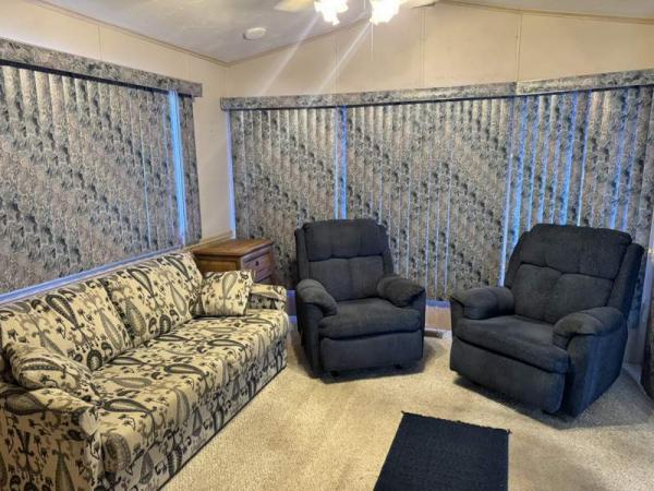 1990 CASA Mobile Home For Sale