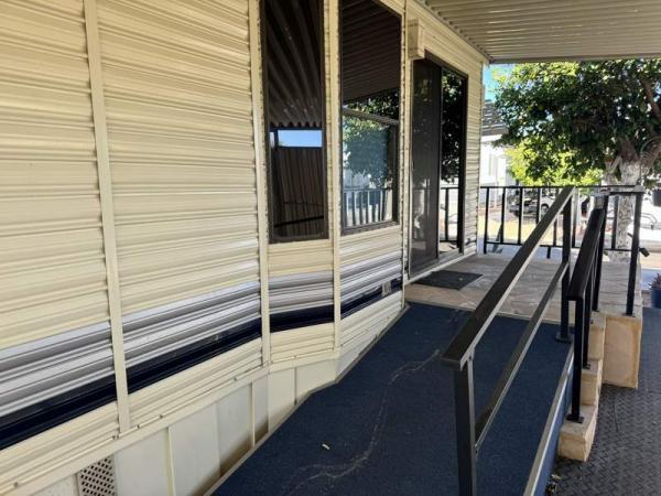 1990 CASA Mobile Home For Sale