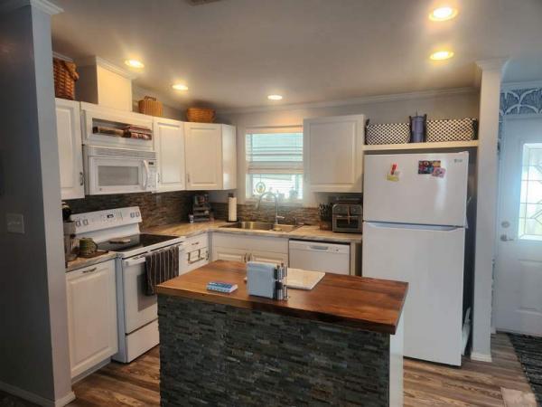 2005 Palm Harbor Manufactured Home