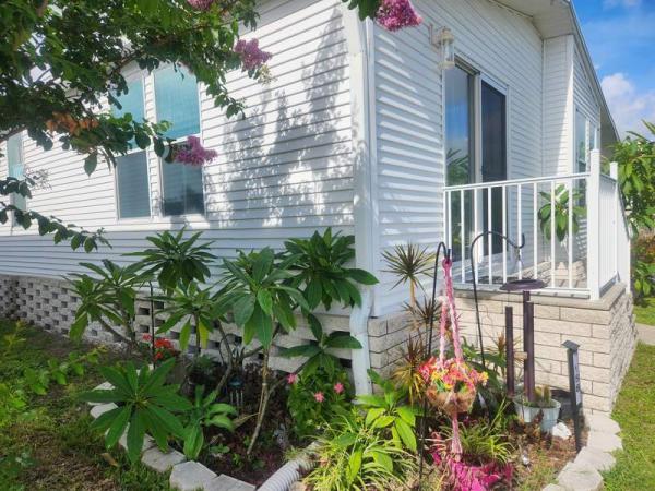 2005 Palm Harbor Manufactured Home