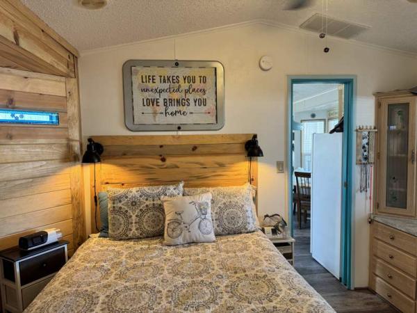 1989 Park Mobile Home For Sale