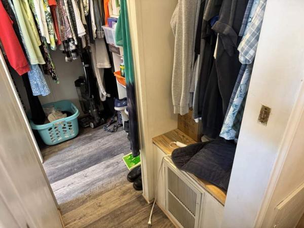 1989 Park Mobile Home For Sale