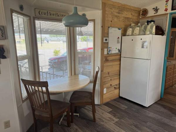 1989 Park Mobile Home For Sale
