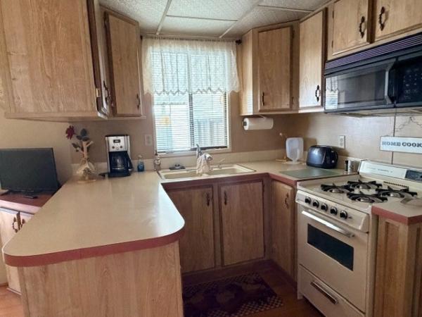 1988 Palm Harbor Manufactured Home