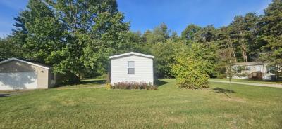 Mobile Home at 53461 Pine Dr. Middlebury, IN 46540