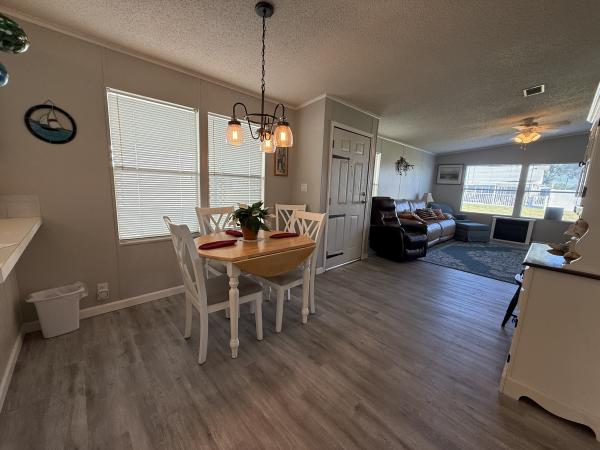 1992 Palm Harbor Mobile Home For Sale