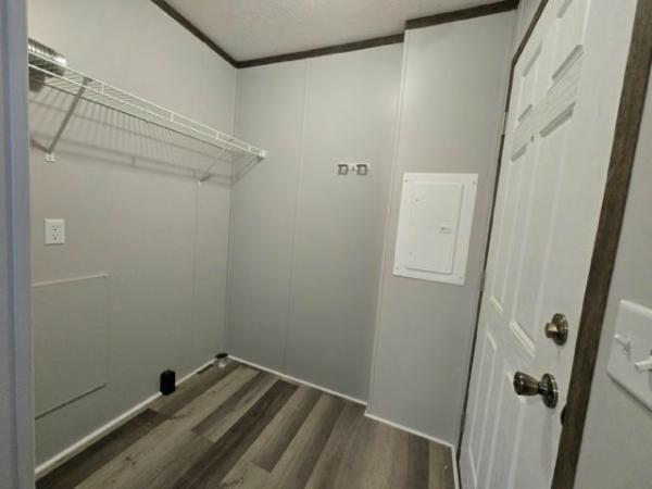 2022 Clayton - Wakarusa, IN Mobile Home For Sale
