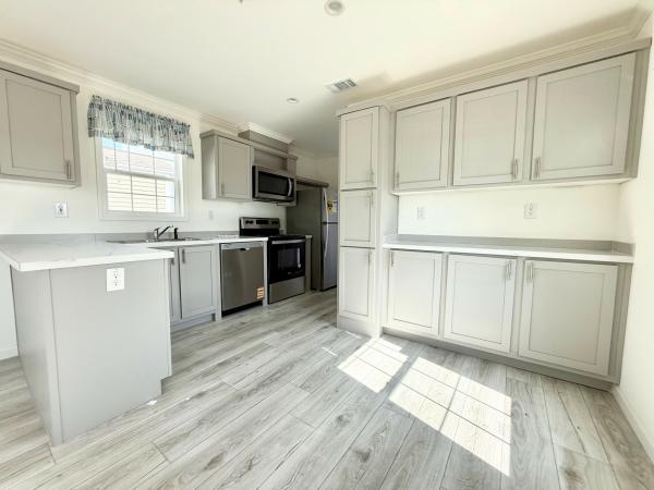 2025 Champion Trinity RH1371C Mobile Home