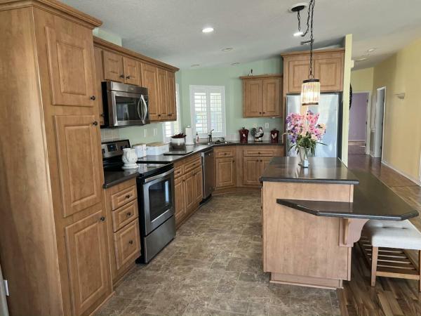 2006 Skyline Hillcrest 4323CT Manufactured Home
