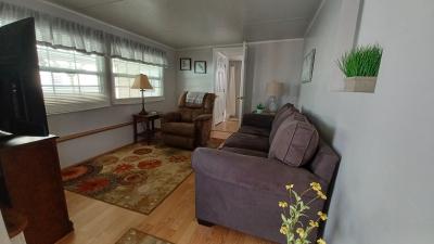 Photo 5 of 13 of home located at 37811 Chancey Rd. 261 Zephyrhills, FL 33541