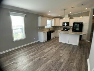 Photo 4 of 20 of home located at 3014 Acorn Trl. Ellenton, FL 34222